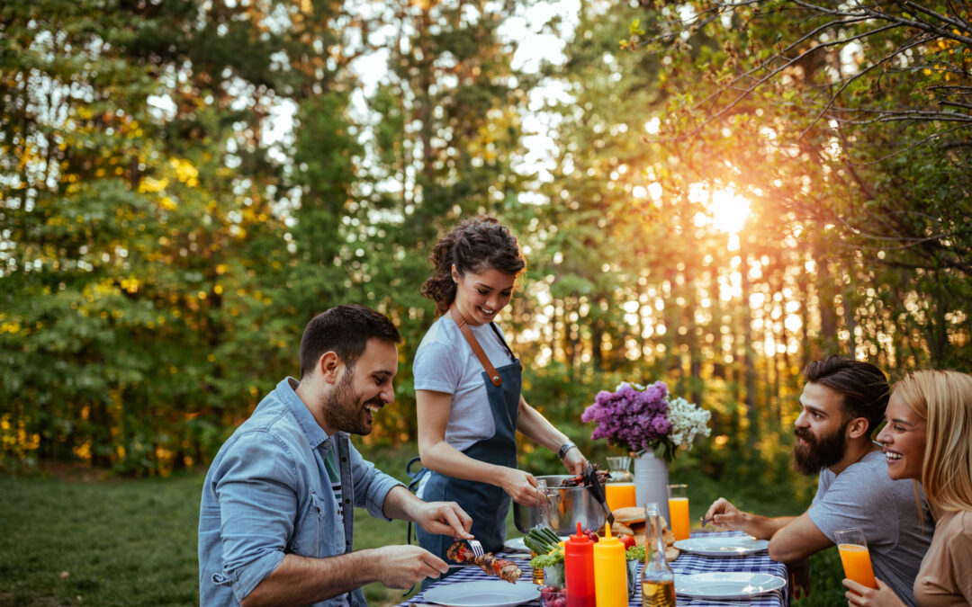 Sleek, Sturdy, Sustainable: The Versatility of Aluminium Picnic Tables