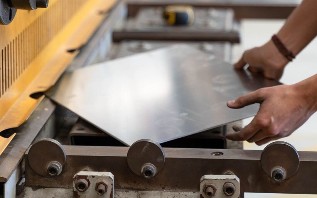 Aluminium Sheet Buying Guide: Grades, Thickness, and Applications