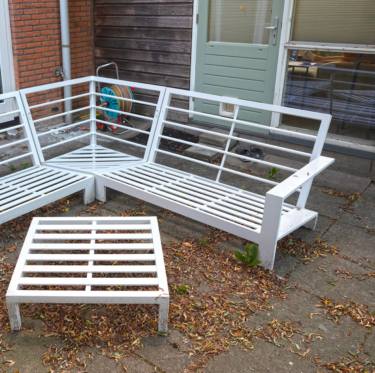 Aluminium Fabrication - Outdoor Aluminium bench and table