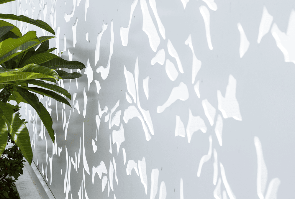 From Curved Benches to Fences: Creative Ways to Use Aluminium Sheets